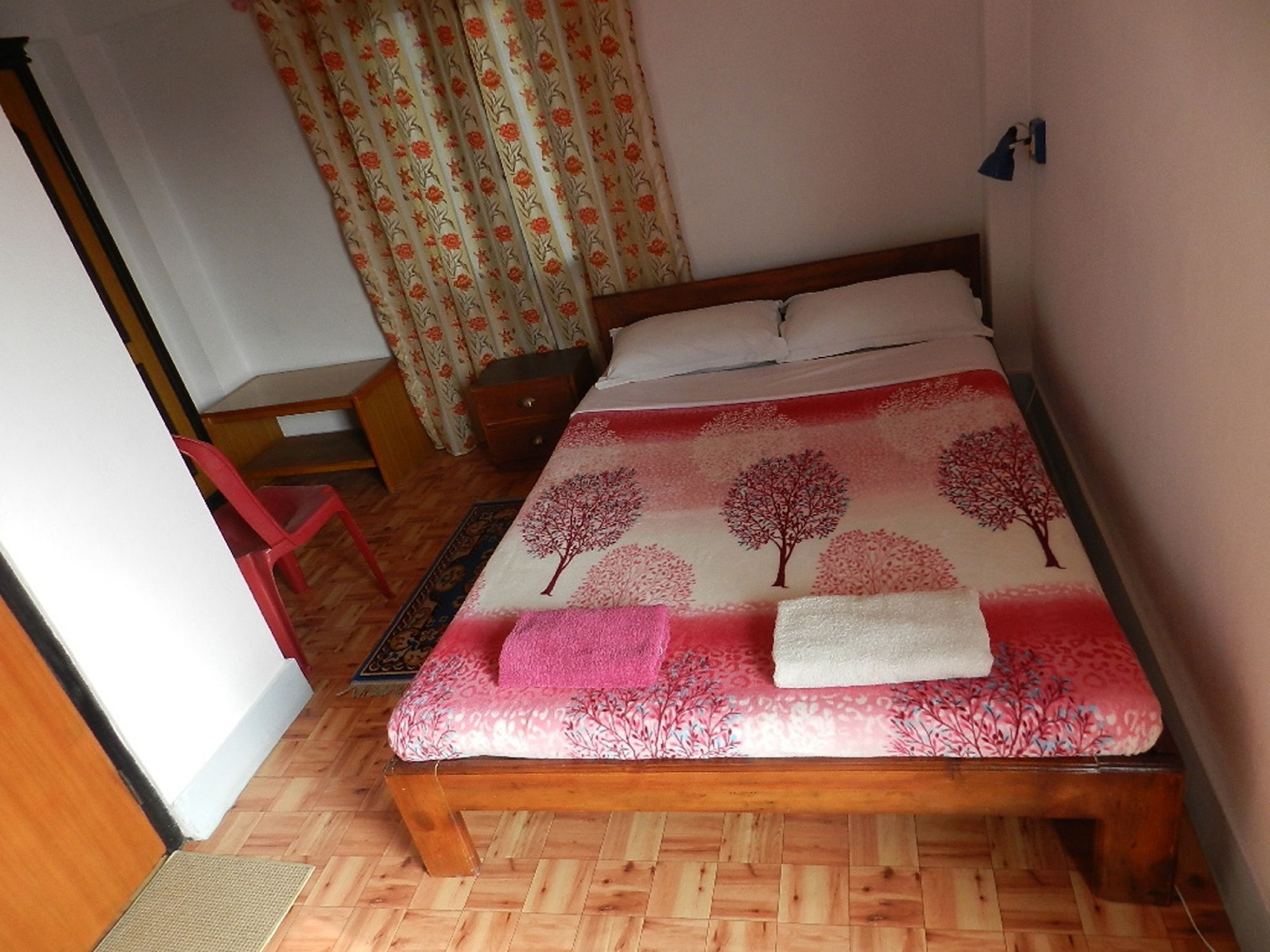 Le Rhododendron Chambres D'Hotes Катманду Экстерьер фото